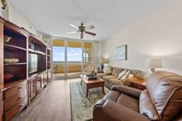 Beach Club 208C - Image 3