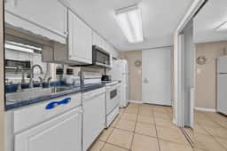 Gulf Shores Surf & Racquet 304C - Image 4