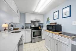 Gulf Shores Surf & Racquet 715A - Image 4