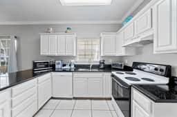 Orange Beach Villas - Beach Retreat - Image 2