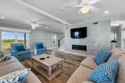 Point House II - Image 4