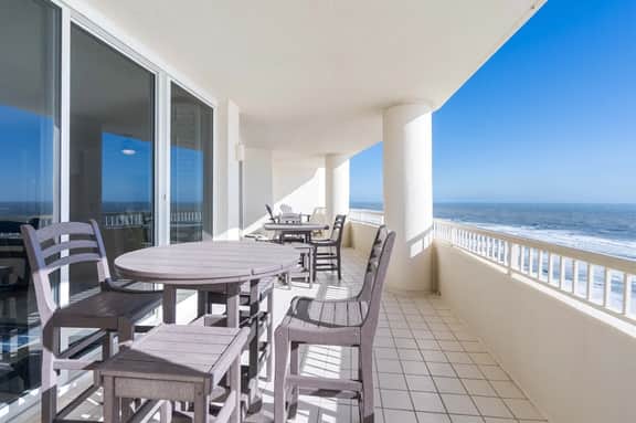 Beach Club 1705B - Image 2