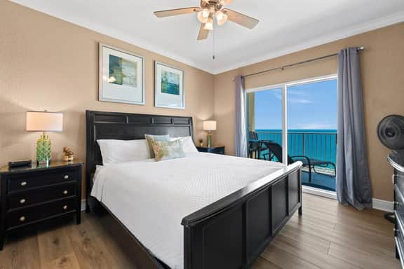 Crystal Shores West 1105 - Image 4