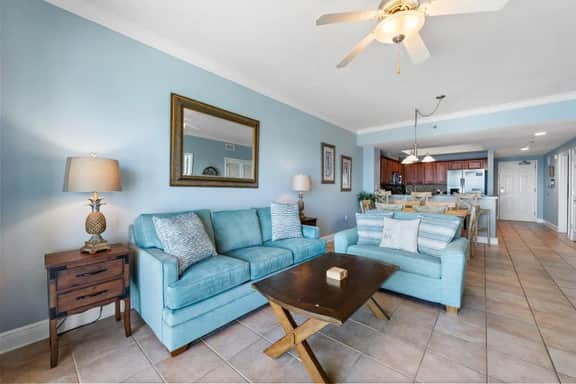 Crystal Shores West 1107 - Image 4