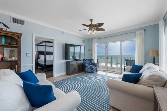 Crystal Shores West 208 - Image 4