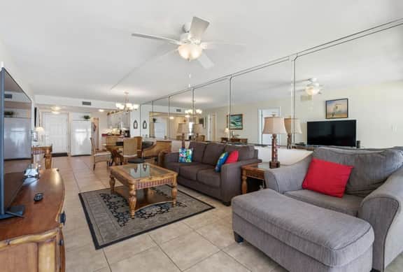 Edgewater 71 - Image 4