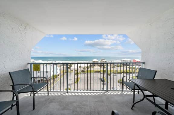 Gulf Shores Surf & Racquet 715A - Image 2