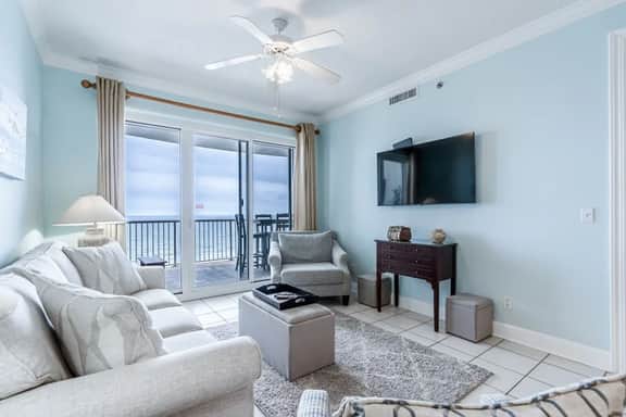 Island Royale 1004 - Image 2