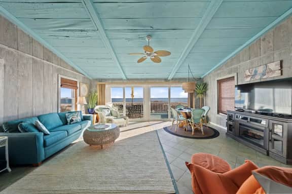 The Beach Shack - Image 3