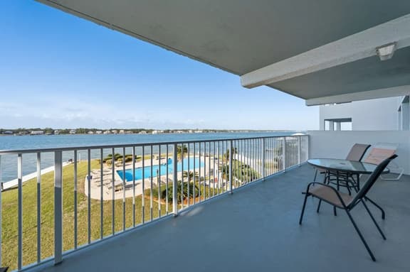 Compass Point 205 - Image 1