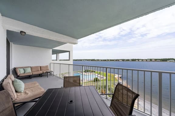 Compass Point 308 - Image 1