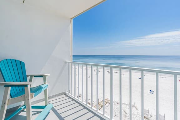 Island Shores 651 - Image 1